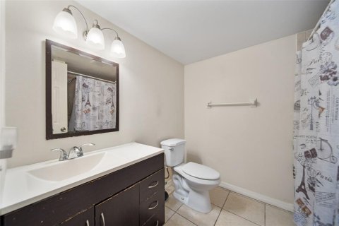 Condo in Orlando, Florida, 2 bedrooms  № 1887077 - photo 16