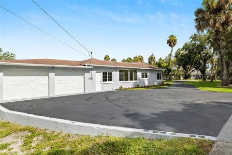 Casa en venta en New Port Richey, Florida, 3 dormitorios, 182.83 m2 № 1831487 - foto 7