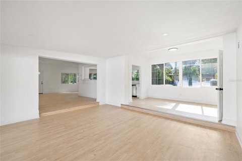 Casa en venta en New Port Richey, Florida, 3 dormitorios, 182.83 m2 № 1831487 - foto 19