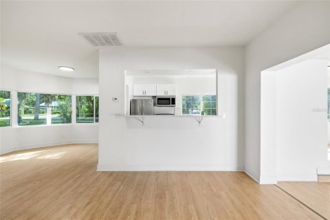 Casa en venta en New Port Richey, Florida, 3 dormitorios, 182.83 m2 № 1831487 - foto 15