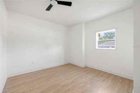 Casa en venta en New Port Richey, Florida, 3 dormitorios, 182.83 m2 № 1831487 - foto 28