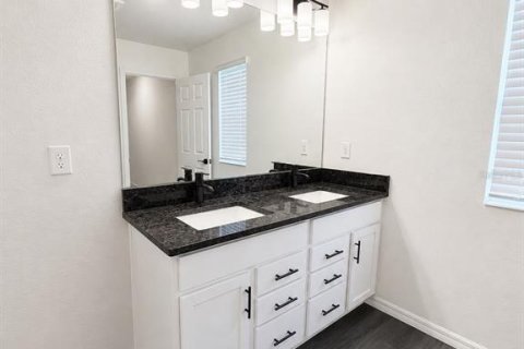 Villa ou maison à vendre à Parrish, Floride: 5 chambres, 279.73 m2 № 2322860 - photo 16