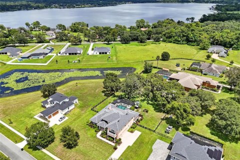 Casa en venta en Mount Dora, Florida, 6 dormitorios, 466.83 m2 № 1917068 - foto 6
