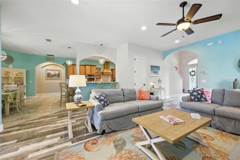 Casa en venta en Mount Dora, Florida, 6 dormitorios, 466.83 m2 № 1917068 - foto 24