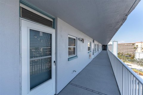 Condo in South Pasadena, Florida, 1 bedroom  № 1532809 - photo 5