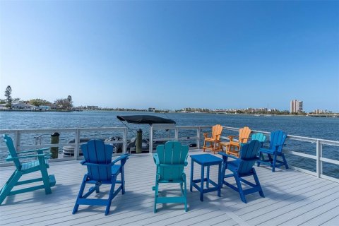 Condo in South Pasadena, Florida, 1 bedroom  № 1532809 - photo 28
