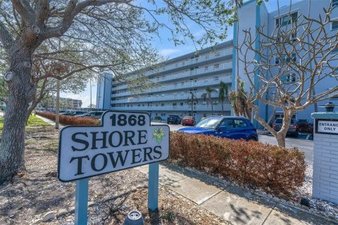 Condo in South Pasadena, Florida, 1 bedroom  № 1532809 - photo 2