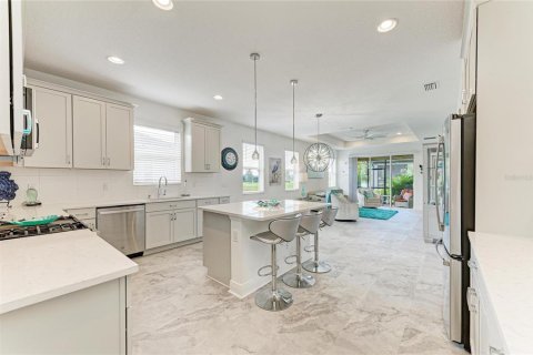 Casa en venta en Lakewood Ranch, Florida, 2 dormitorios, 155.33 m2 № 2223352 - foto 8