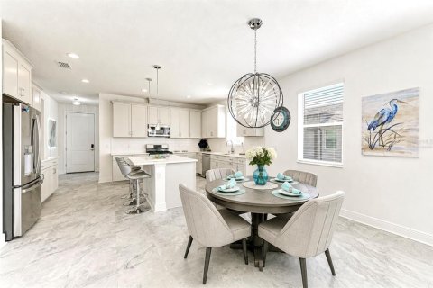 Casa en venta en Lakewood Ranch, Florida, 2 dormitorios, 155.33 m2 № 2223352 - foto 18