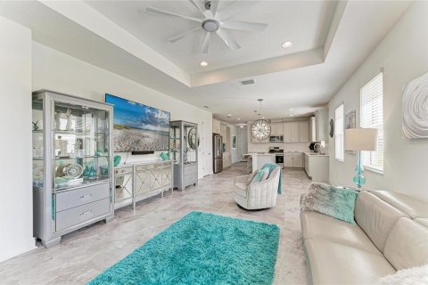 Casa en venta en Lakewood Ranch, Florida, 2 dormitorios, 155.33 m2 № 2223352 - foto 23