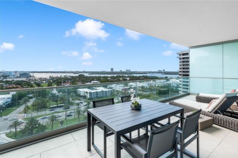 Condo in Bal Harbour, Florida, 2 bedrooms  № 1868606 - photo 8