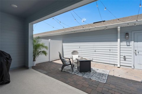 Townhouse in Oviedo, Florida 4 bedrooms, 172.52 sq.m. № 2205845 - photo 29