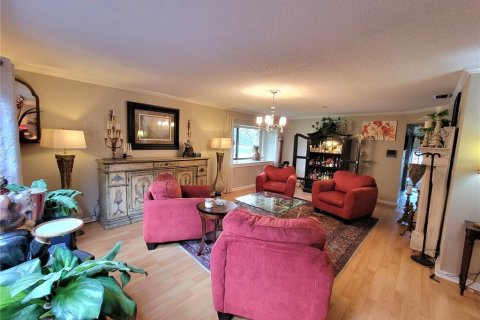 Touwnhouse à vendre à Lakeland, Floride: 4 chambres, 250.84 m2 № 2267004 - photo 3