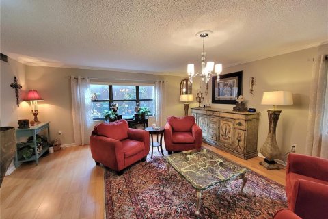 Touwnhouse à vendre à Lakeland, Floride: 4 chambres, 250.84 m2 № 2267004 - photo 4