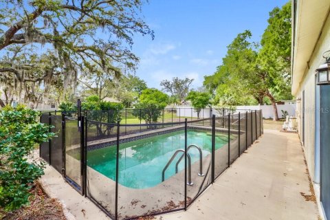 Villa ou maison à louer à Spring Hill, Floride: 3 chambres, 135.54 m2 № 2158051 - photo 15