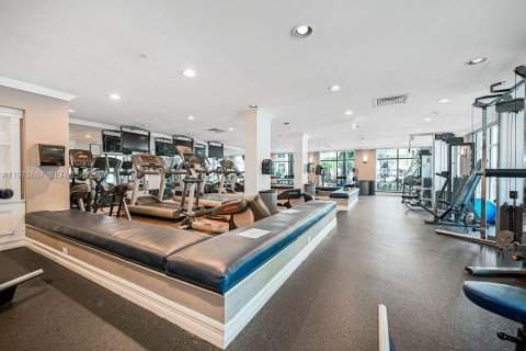 Condominio en alquiler en Hollywood, Florida, 1 dormitorio, 68.38 m2 № 2080228 - foto 11