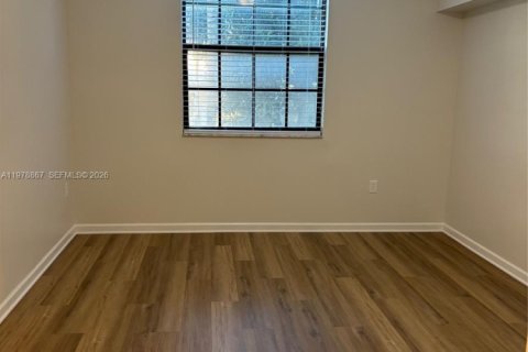 Condominio en alquiler en Hollywood, Florida, 1 dormitorio, 68.38 m2 № 2080228 - foto 7