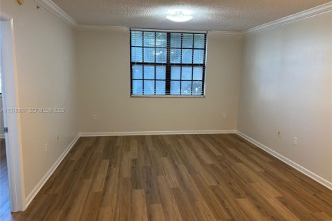 Condominio en alquiler en Hollywood, Florida, 1 dormitorio, 68.38 m2 № 2080228 - foto 8