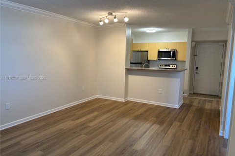 Condominio en alquiler en Hollywood, Florida, 1 dormitorio, 68.38 m2 № 2080228 - foto 5