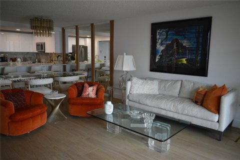 Снять в аренду кондоминиум в Халландейл-Бич, Флорида 1 спальня, 120.77м2, № 1947950 - фото 28