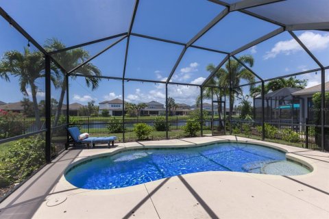 House in Bradenton, Florida 4 bedrooms, 240.52 sq.m. № 1778371 - photo 7