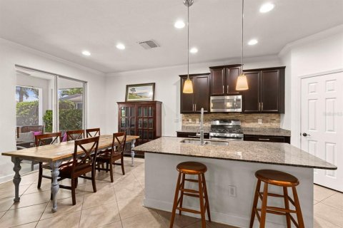 House in Bradenton, Florida 4 bedrooms, 240.52 sq.m. № 1778371 - photo 14