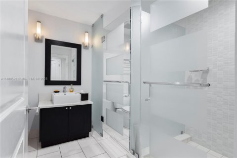 Copropriété à vendre à Doral, Floride: 3 chambres, 192.31 m2 № 2169684 - photo 20