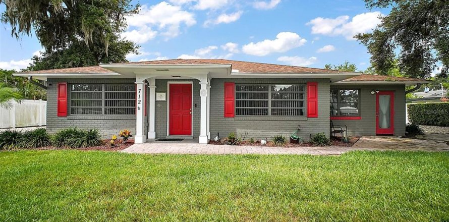 Propiedad comercial en Eustis, Florida 122.91 m2 № 1765336