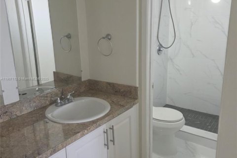 Copropriété à vendre à Miami, Floride: 2 chambres, 83.61 m2 № 1967822 - photo 8