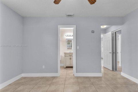 Casa en venta en Miramar, Florida, 2 dormitorios, 106.65 m2 № 2182703 - foto 18