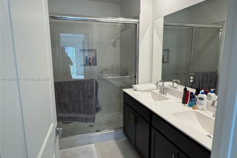 Propiedad comercial en alquiler en Homestead, Florida, 4 dormitorios, 171.59 m2 № 2027398 - foto 11