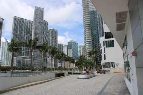 Condominio en alquiler en Miami, Florida, 2 dormitorios, 108.6 m2 № 1934564 - foto 21