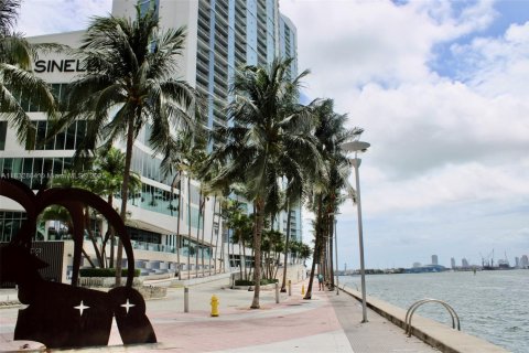 Condominio en alquiler en Miami, Florida, 2 dormitorios, 108.6 m2 № 1934564 - foto 28