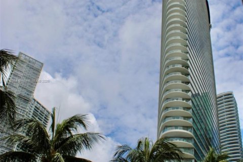 Condominio en alquiler en Miami, Florida, 2 dormitorios, 108.6 m2 № 1934564 - foto 25