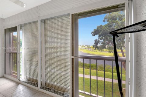 Купить кондоминиум в Делрей-Бич, Флорида 2 спальни, 98.48м2, № 2001455 - фото 9