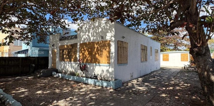 Immobilier commercial à Miami, Floride 128.21 m2 № 2005228