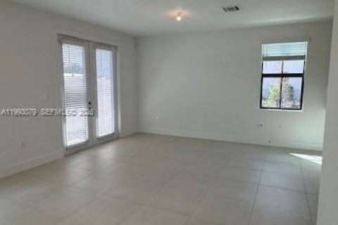 Townhouse in Davie, Florida 4 bedrooms, 177.26 sq.m. № 2055785 - photo 3
