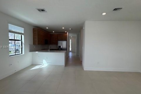 Townhouse in Davie, Florida 4 bedrooms, 177.26 sq.m. № 2055785 - photo 7