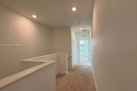 Townhouse in Davie, Florida 4 bedrooms, 177.26 sq.m. № 2055785 - photo 8