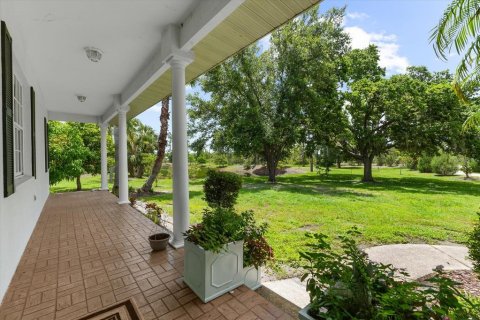 Villa ou maison à vendre à Bradenton, Floride: 3 chambres, 239.87 m2 № 1800204 - photo 3
