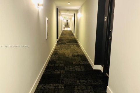 Condominio en venta en Hollywood, Florida, 2 dormitorios, 110.46 m2 № 1998854 - foto 22