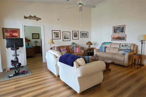 Condominio en alquiler en Punta Gorda, Florida, 2 dormitorios, 187.76 m2 № 2201379 - foto 5