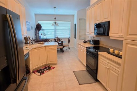 Condominio en alquiler en Punta Gorda, Florida, 2 dormitorios, 187.76 m2 № 2201379 - foto 10
