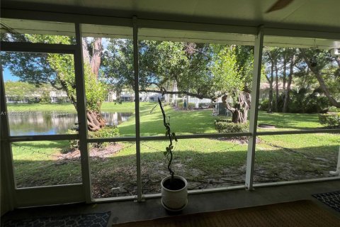 Townhouse in Jupiter, Florida 2 bedrooms, 114.55 sq.m. № 1954710 - photo 29