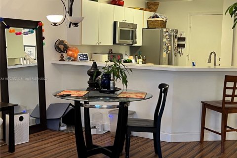 Townhouse in Jupiter, Florida 2 bedrooms, 114.55 sq.m. № 1954710 - photo 7