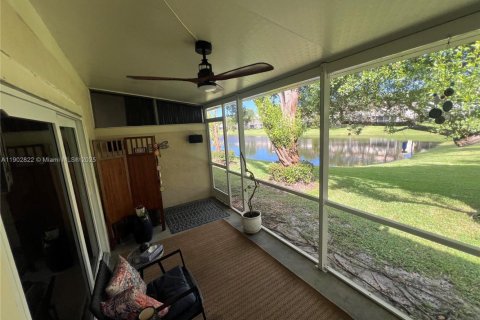 Townhouse in Jupiter, Florida 2 bedrooms, 114.55 sq.m. № 1954710 - photo 28