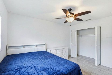 House in Tampa, Florida 6 bedrooms, 235.6 sq.m. № 2130267 - photo 22