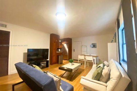 Снять в аренду кондоминиум в Майами-Бич, Флорида 1 спальня, 52.95м2, № 1948449 - фото 6