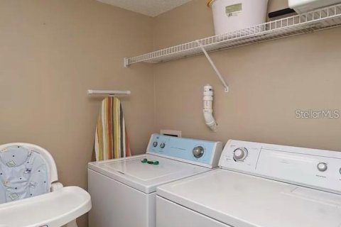 Adosado en venta en Kissimmee, Florida, 3 dormitorios, 118.64 m2 № 2235153 - foto 22