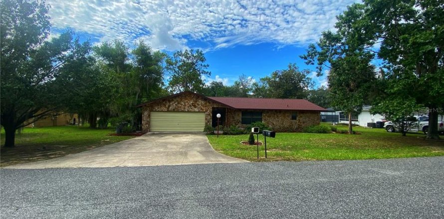 Casa en Ocala, Florida 3 dormitorios, 178.84 m2 № 1826265